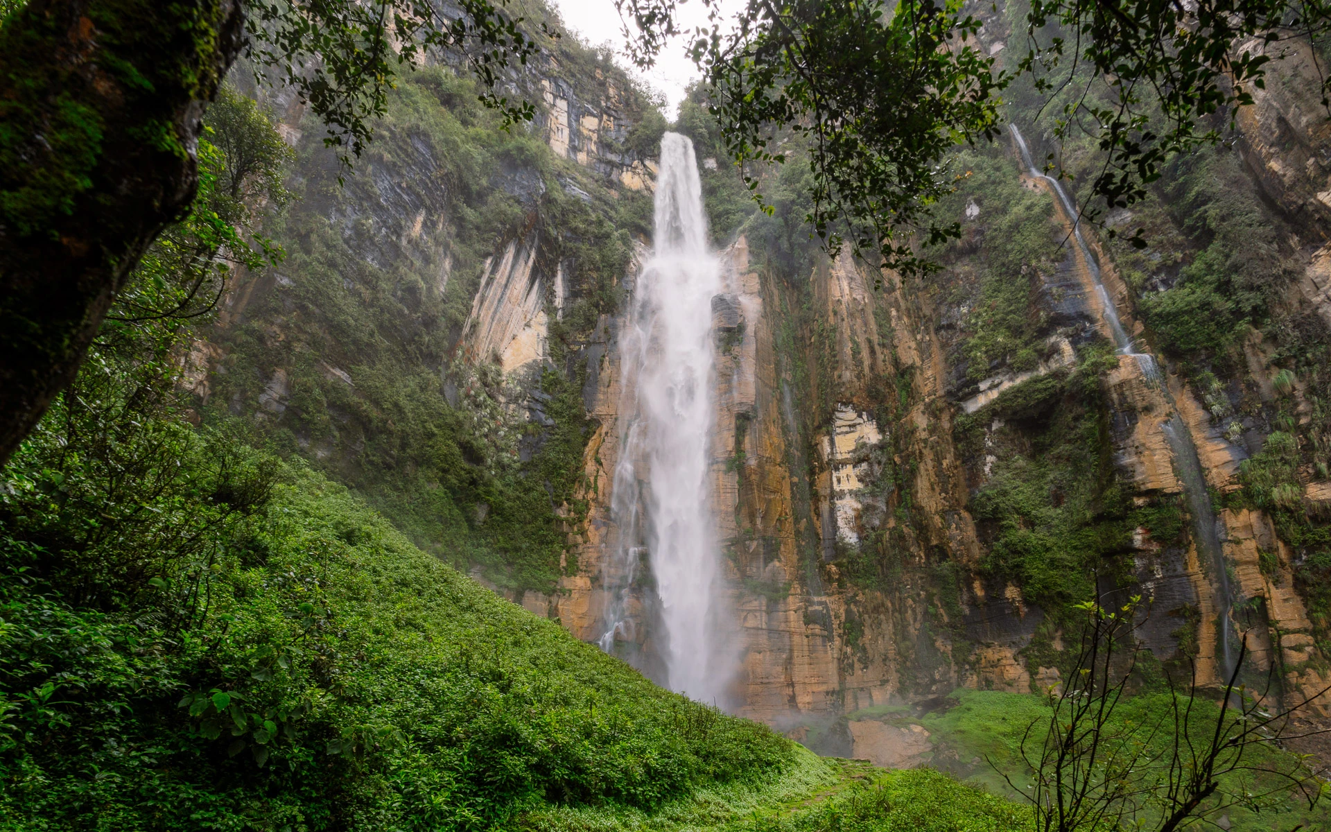 Fotografía real de Yumbilla